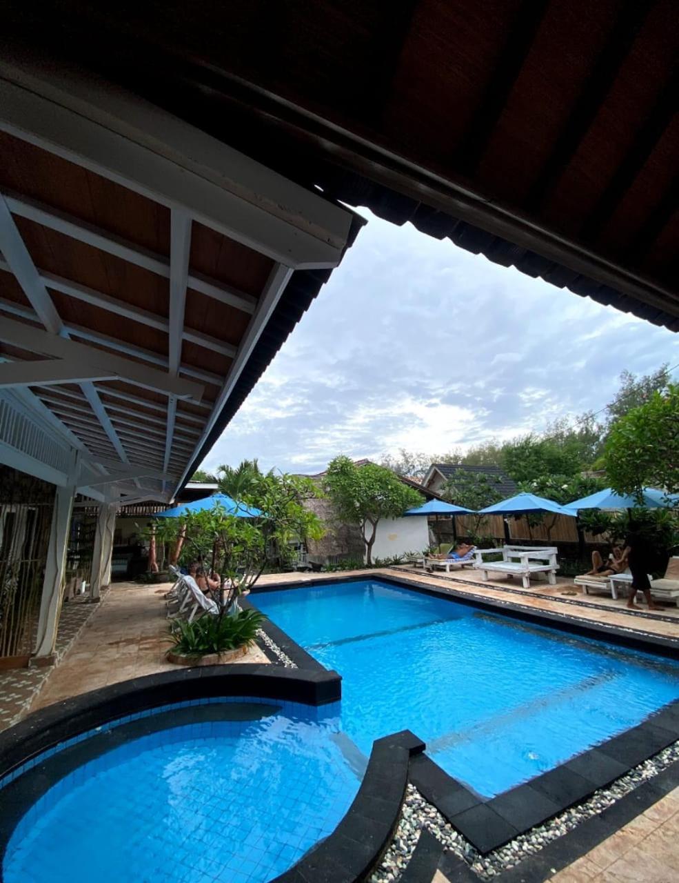Coral Beach Seaside Gili Trawangan Exterior foto